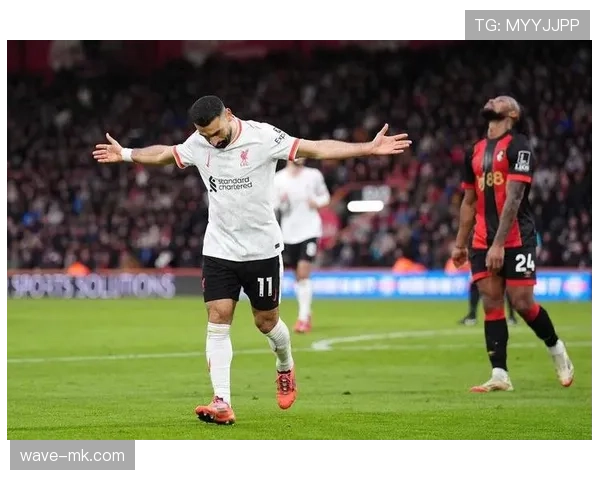 瓦伦西亚中场闪耀赛场，精妙配合助球队冲击联赛荣誉