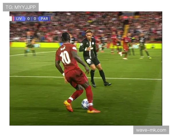 穆西亚拉 vs 内马尔：现代技术与古典艺术的灵性差异分析